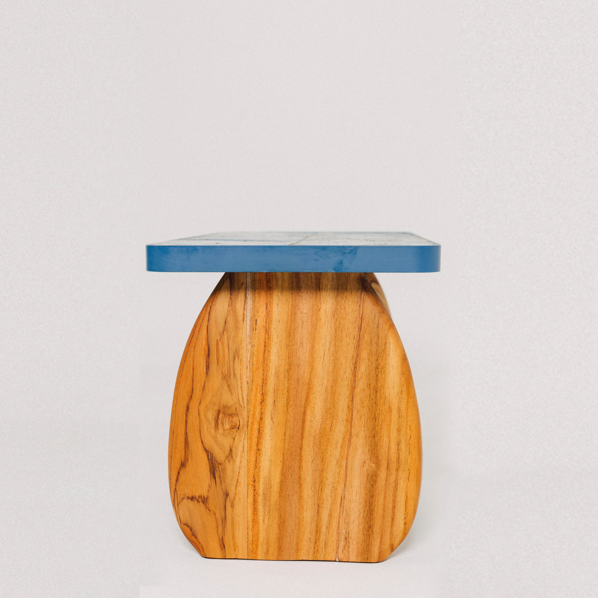 MESA AUXILIAR SELVA TROPICAL